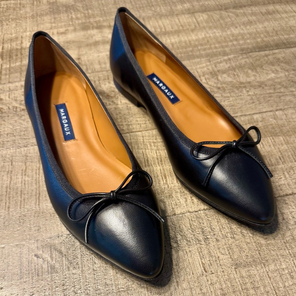 Margaux Black Point Toe Ballet Flat 39.5 New With Box